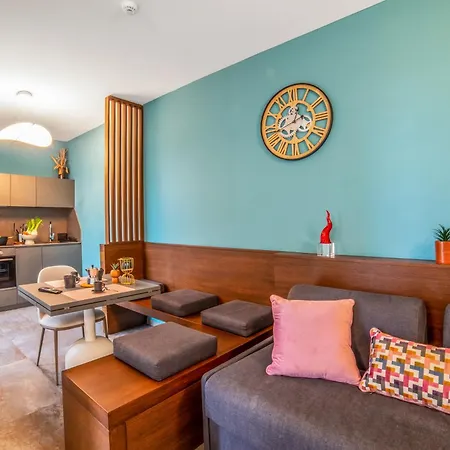 Villa Alternative Villa With Pool & Spa Relax - Happy Rentals Scorrano