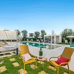 Villa Alternative Villa With Pool & Spa Relax - Happy Rentals *