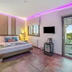 Alternative Villa With Pool & Spa Relax - Happy Rentals Villa Scorrano (Apulia)