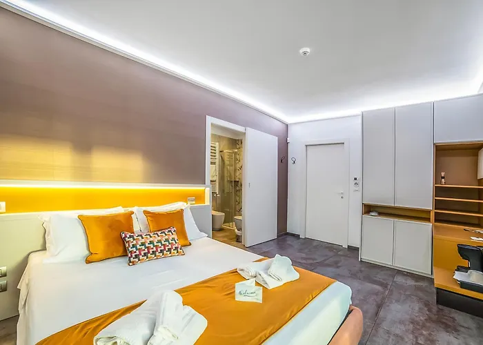 Alternative With Pool&spa Relax Scorrano (Apulia)