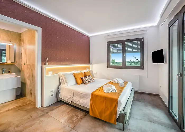 Alternative With Pool&spa Relax * Scorrano (Apulia)